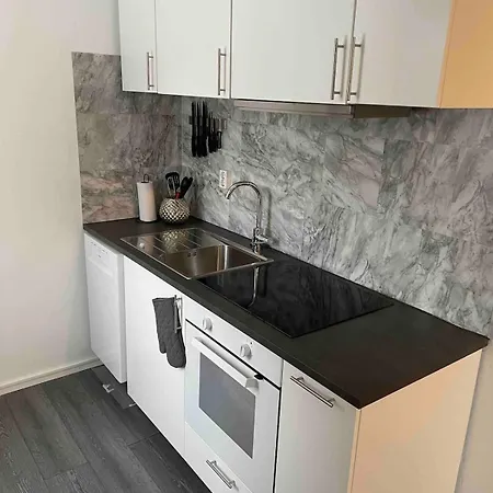 Klintvaegen 18 10 شقة مارييهامن